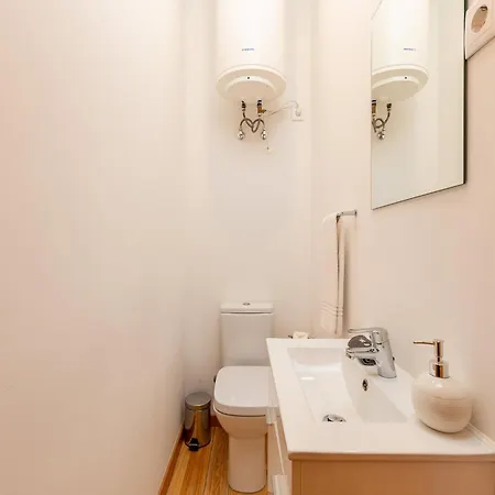 2 Bedroom In Oporto