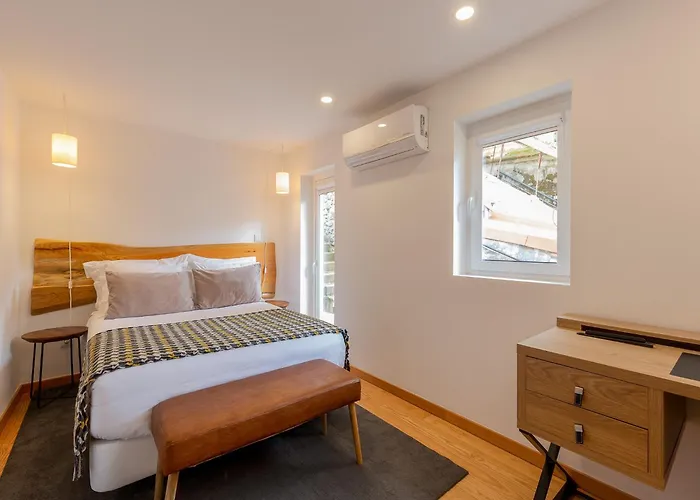 Apartment 2 Bedroom In *